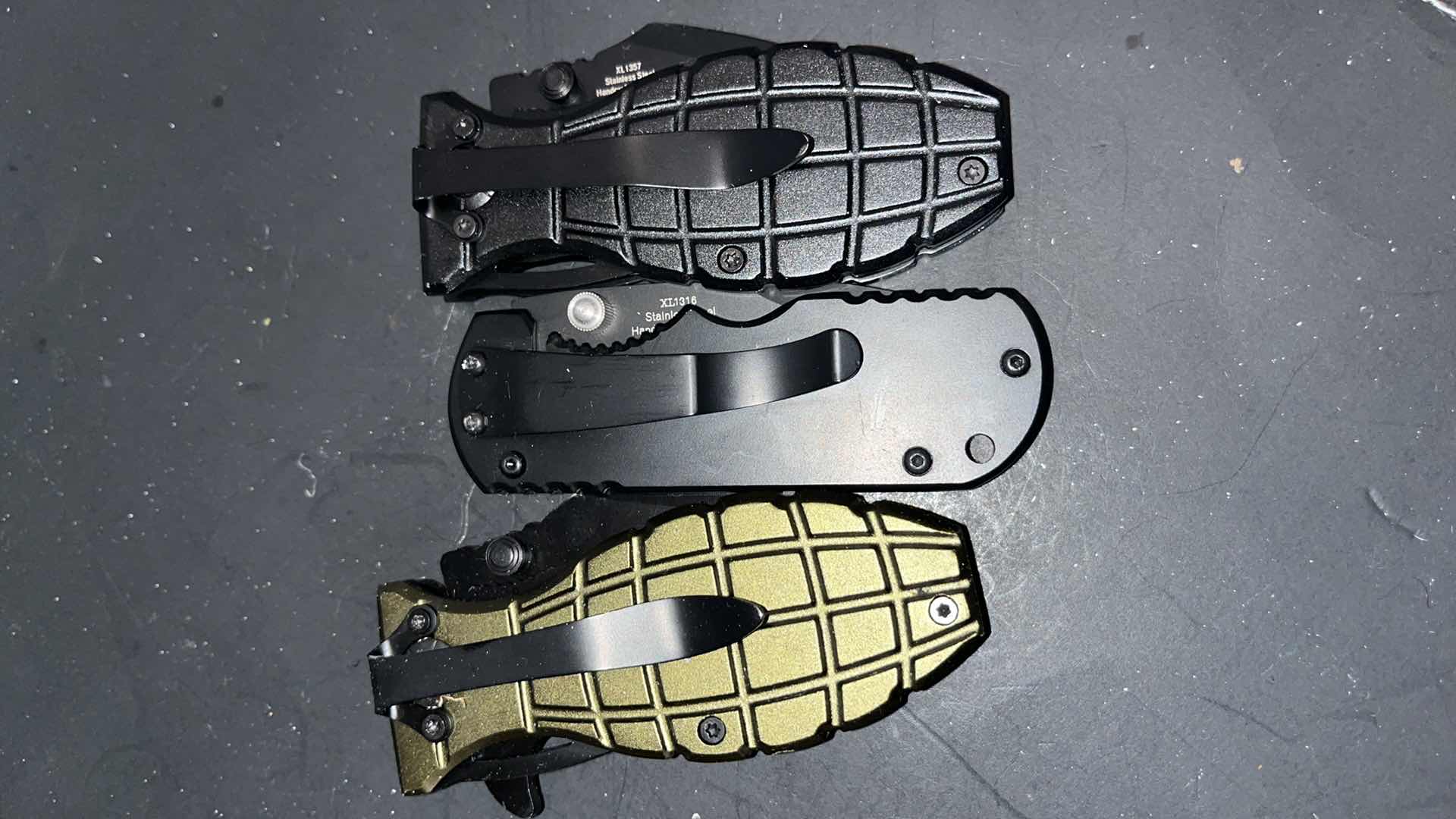 Photo 2 of KNIVES, SET OF 3