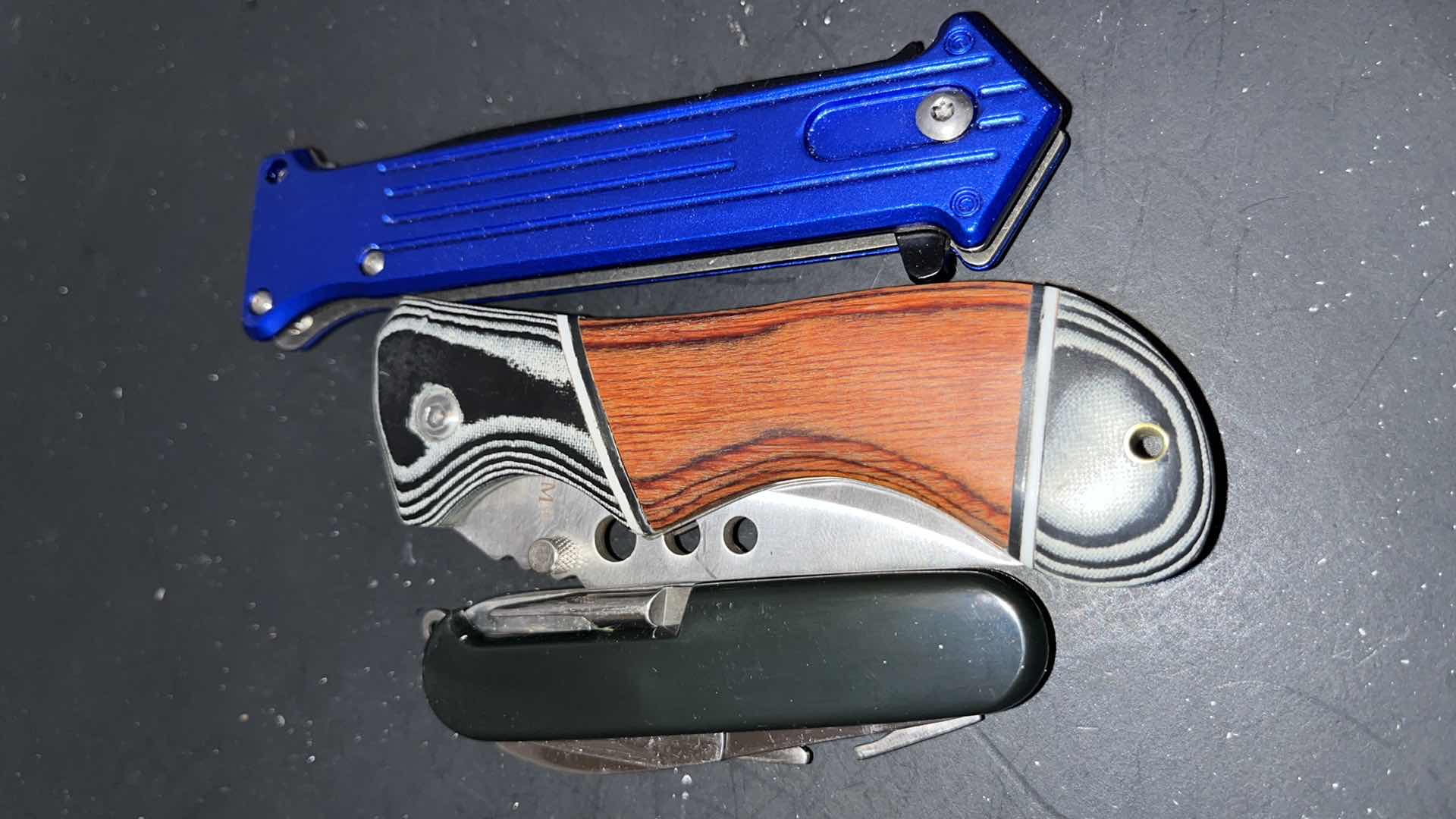 Photo 1 of KNIVES, SET OF 3