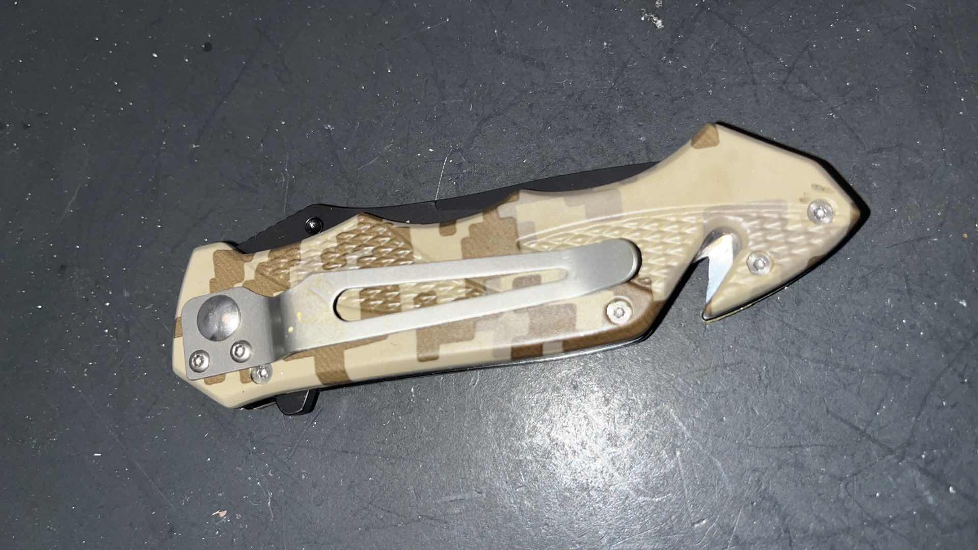 Photo 1 of KNIFE- FIRE DEPARTMENT