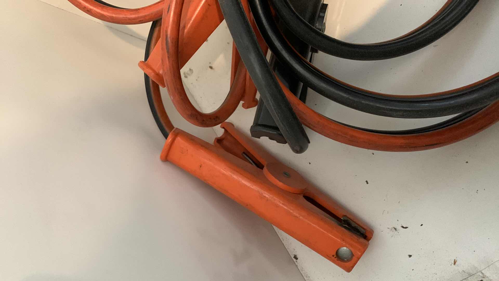 Photo 1 of DELUXE HEAVY DUTY CAR JUMPER CABLES