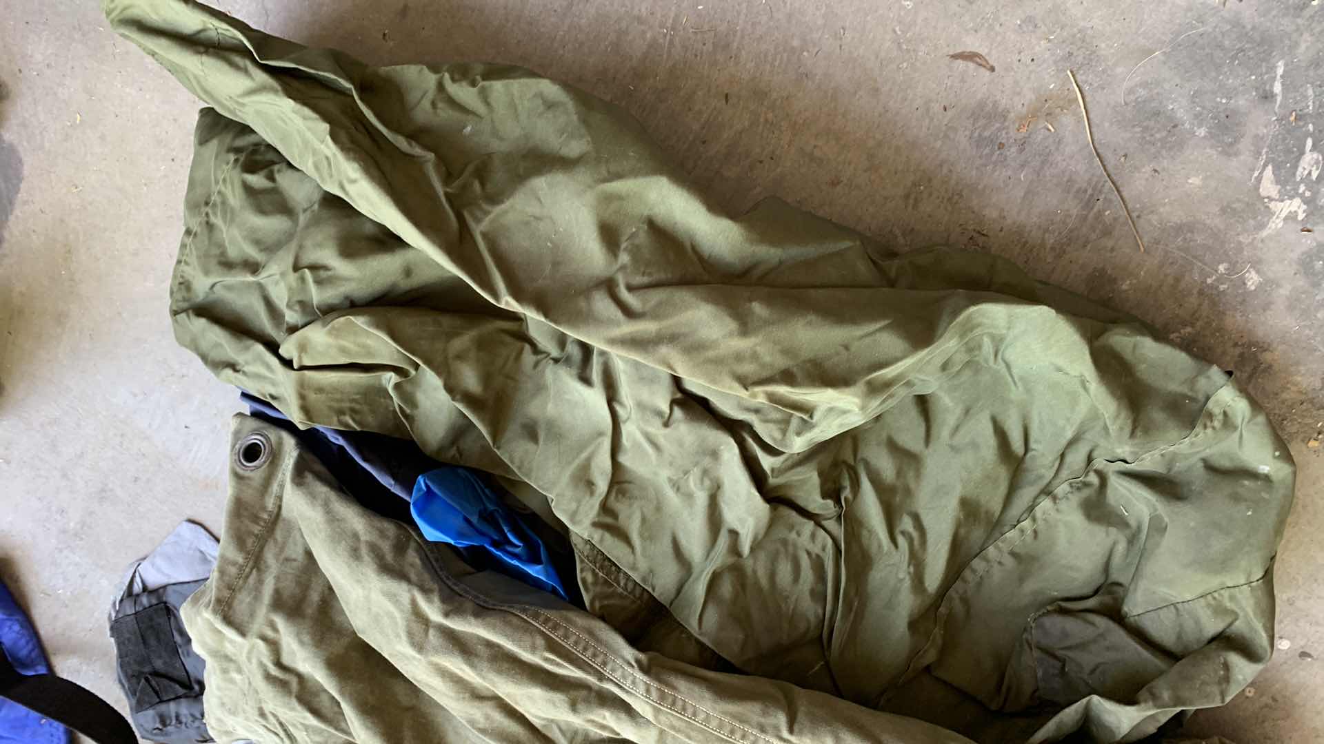 Photo 1 of BAG OF BAGS. INCLUDING 2, ARMY DUFFEL BAGS