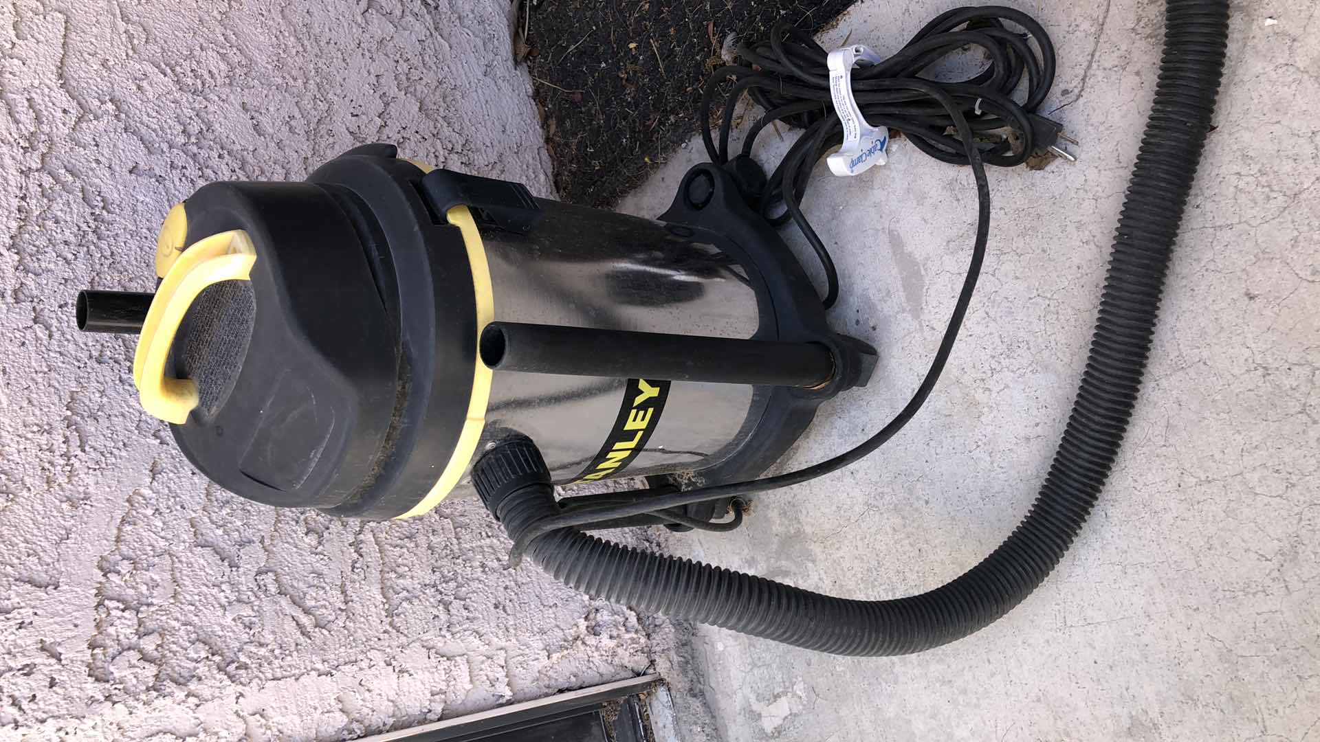 Photo 1 of STANLEY SHOP VACUUM