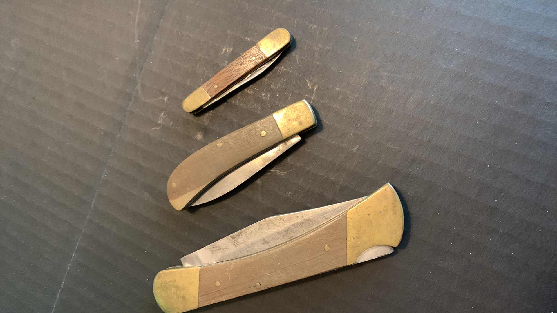 Photo 1 of VINTAGE KNIVES