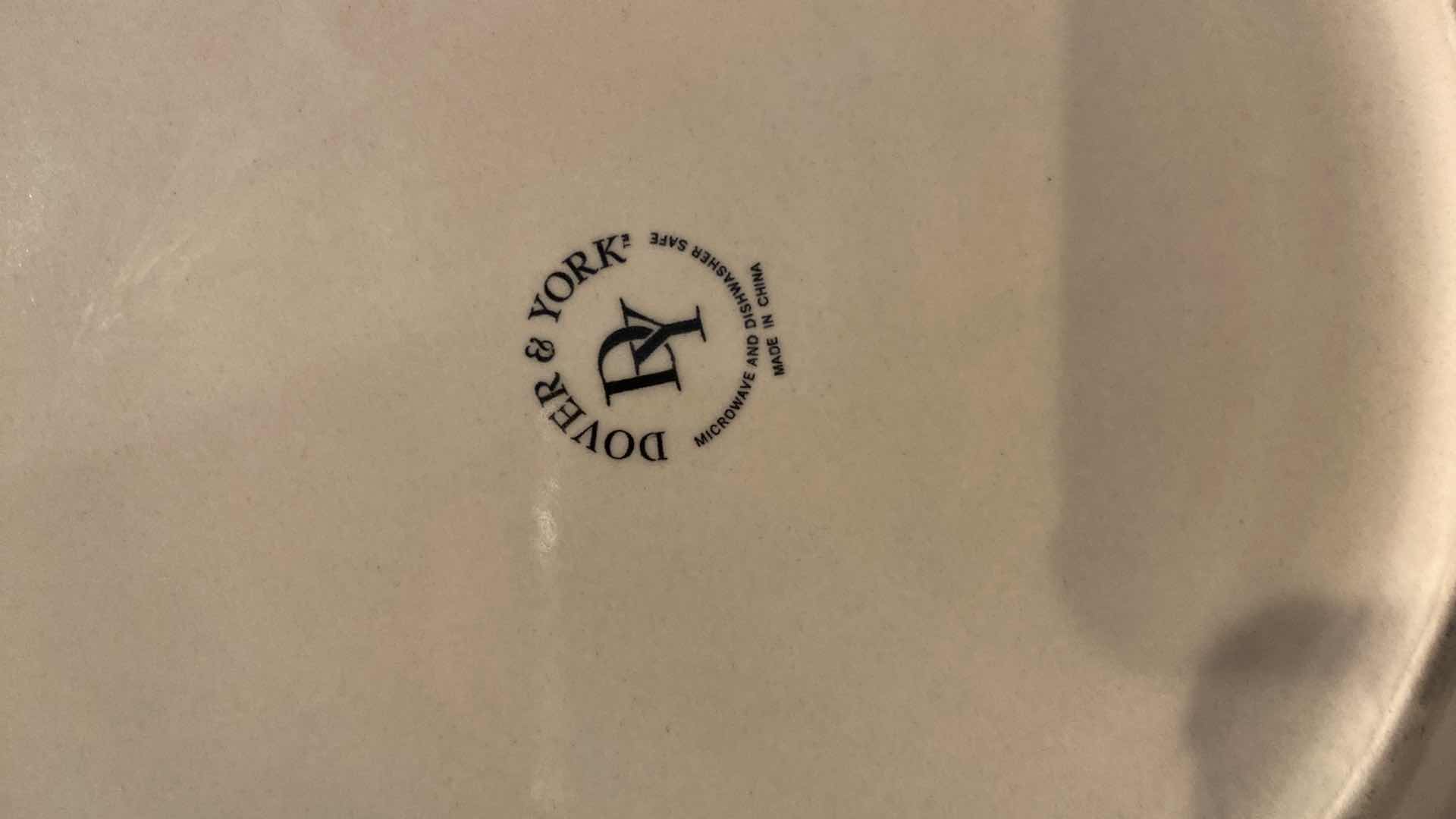 Photo 1 of VARIETY DINNER PLATE SET