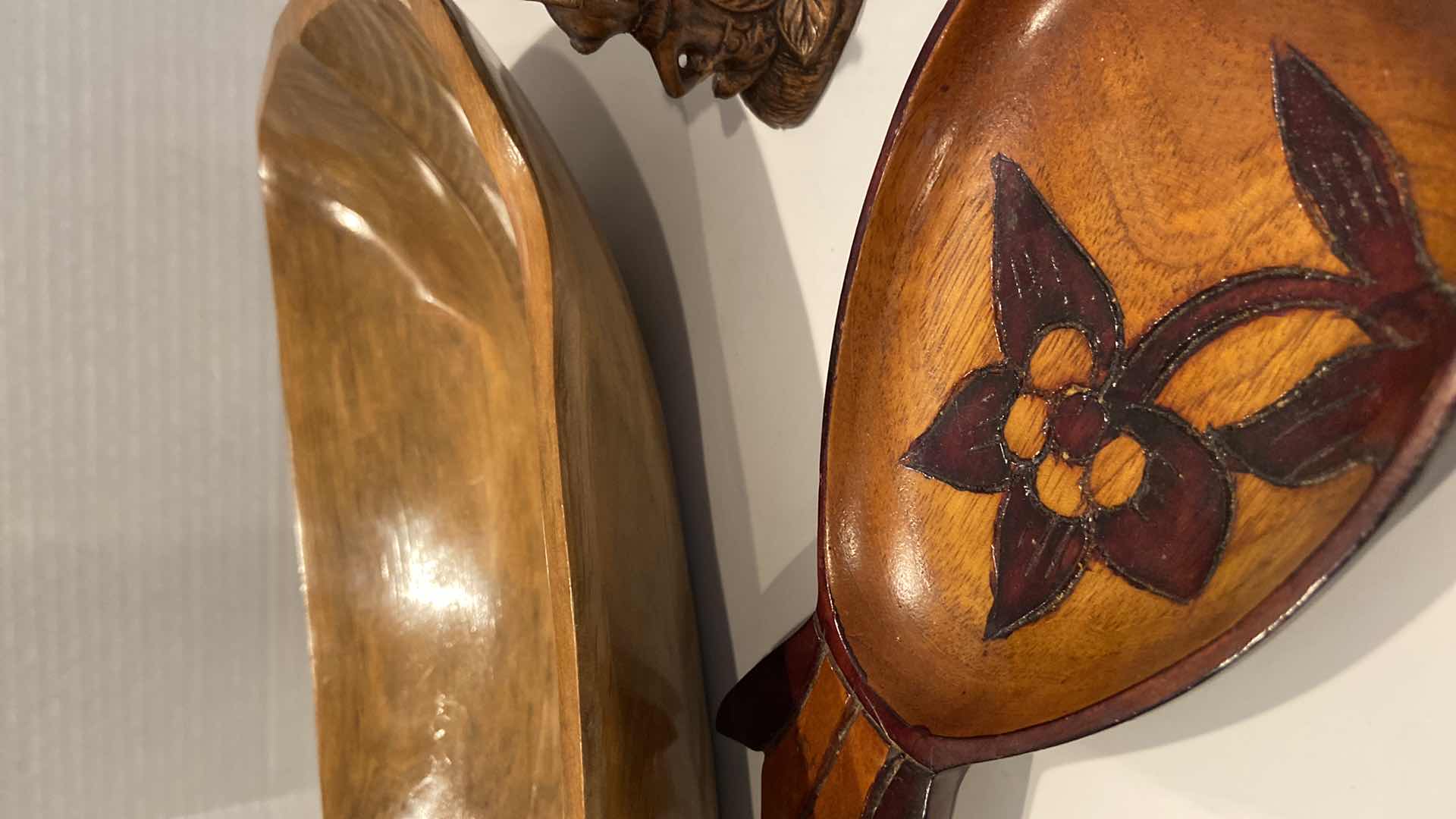 Photo 1 of HAWAIIAN THEMED WOODEN HOME DECOR