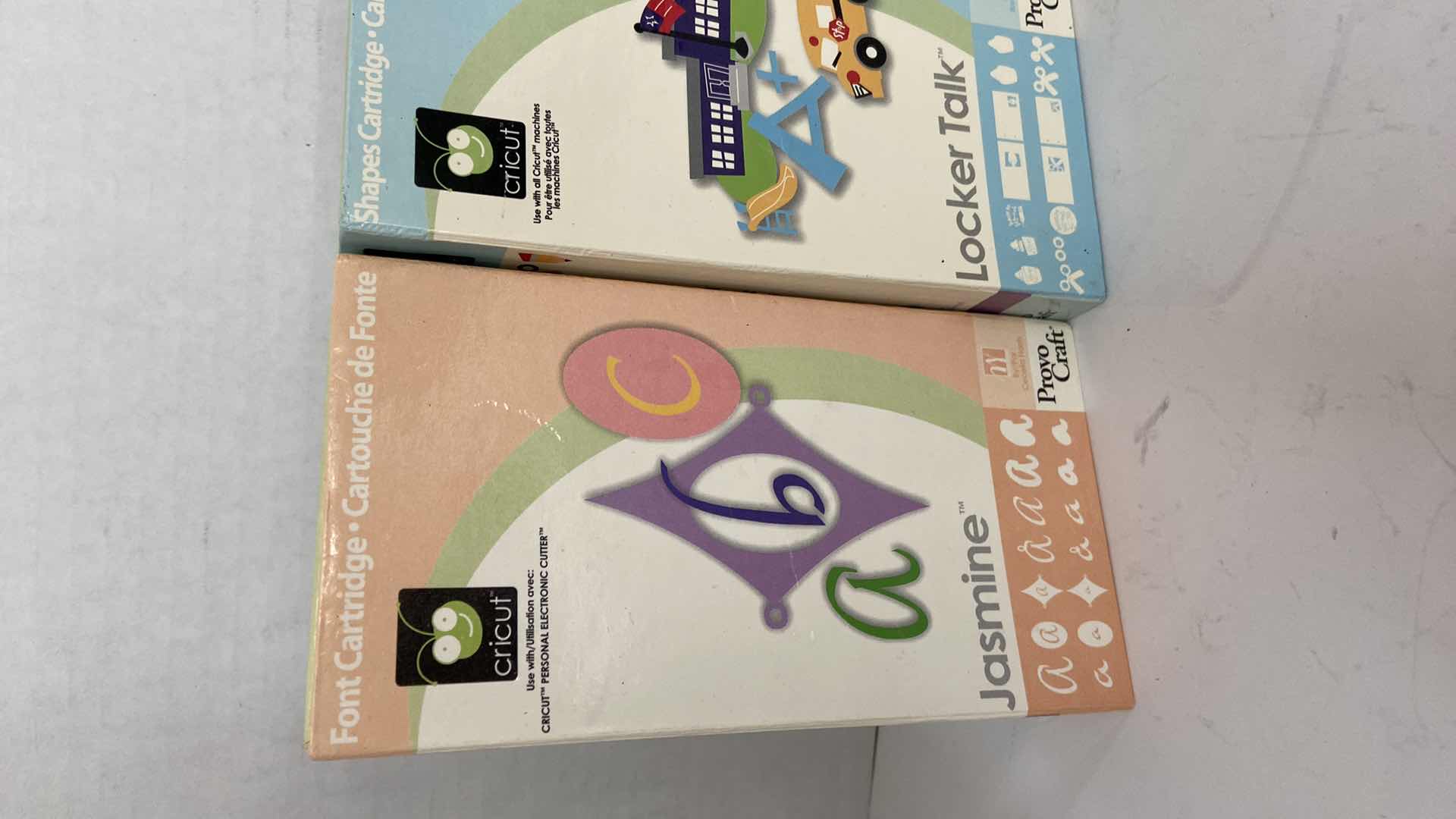 Photo 1 of CRICUT ACCESSORIES