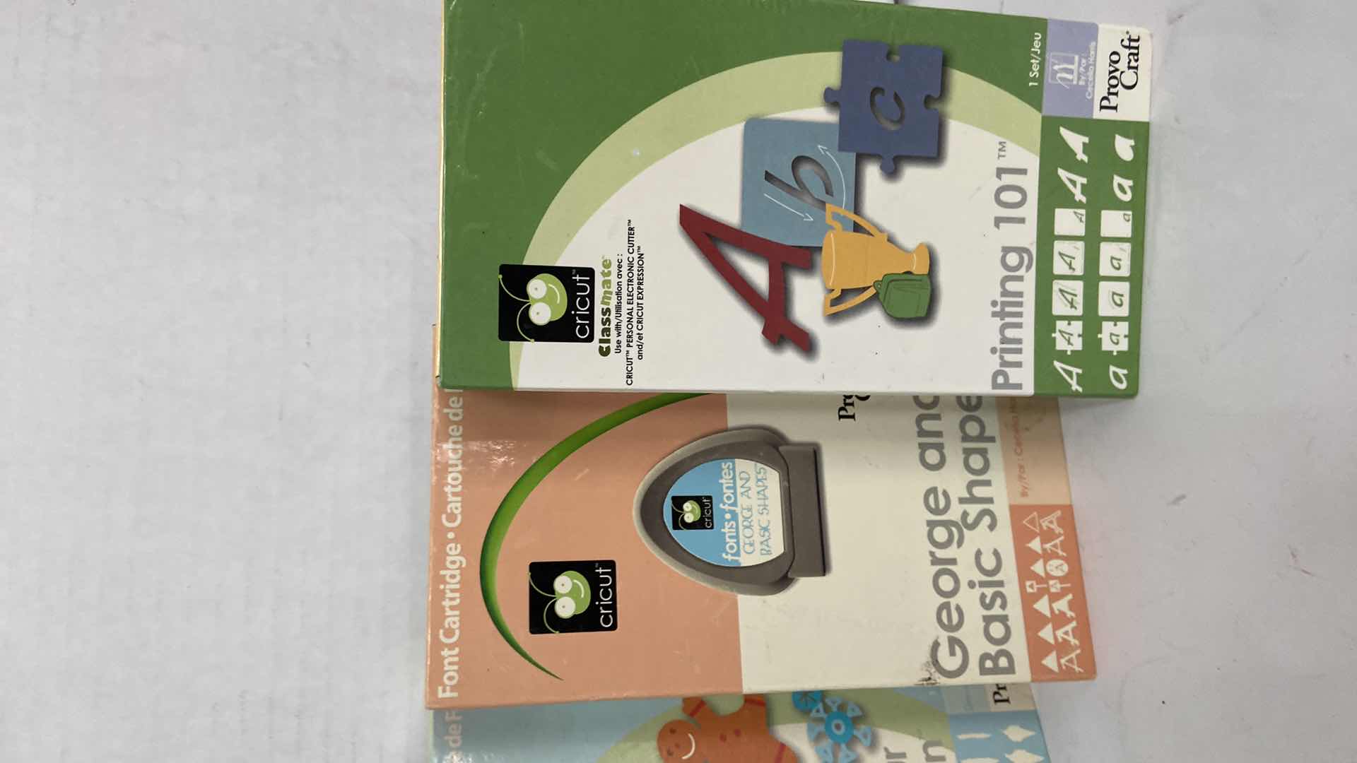 Photo 1 of CRICUT ACCESSORIES