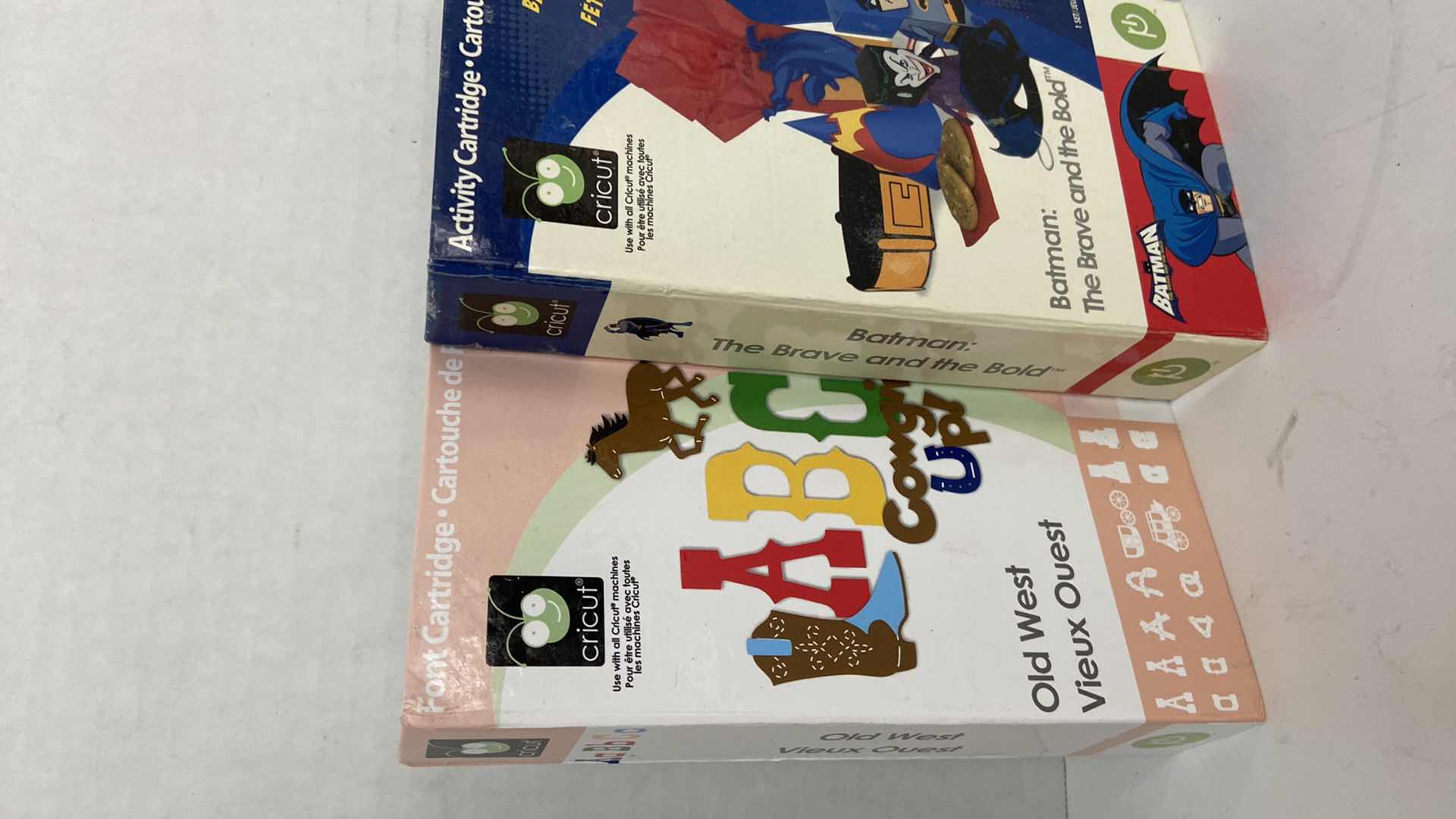 Photo 1 of CRICUT ACCESSORIES