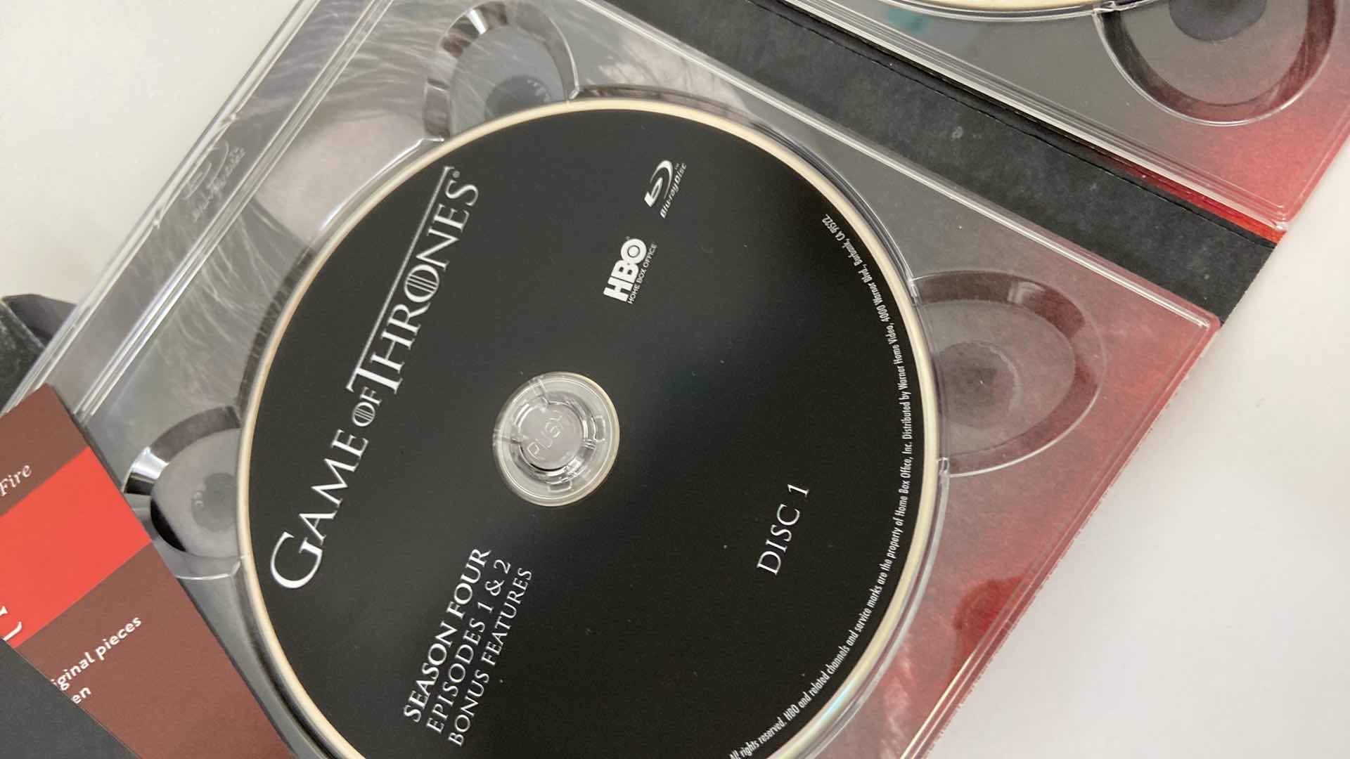 Photo 1 of GAME OF THRONES FOURTH SEASON