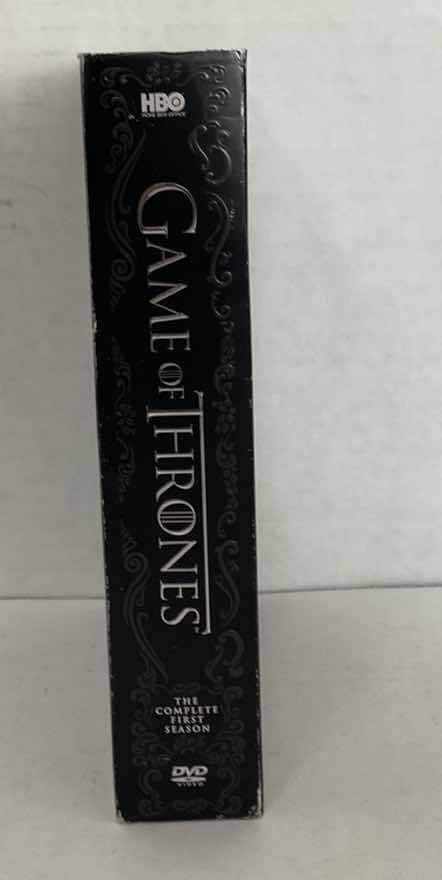 Photo 1 of GAME OF THRONES THE COMPLETE FIRST SEASON