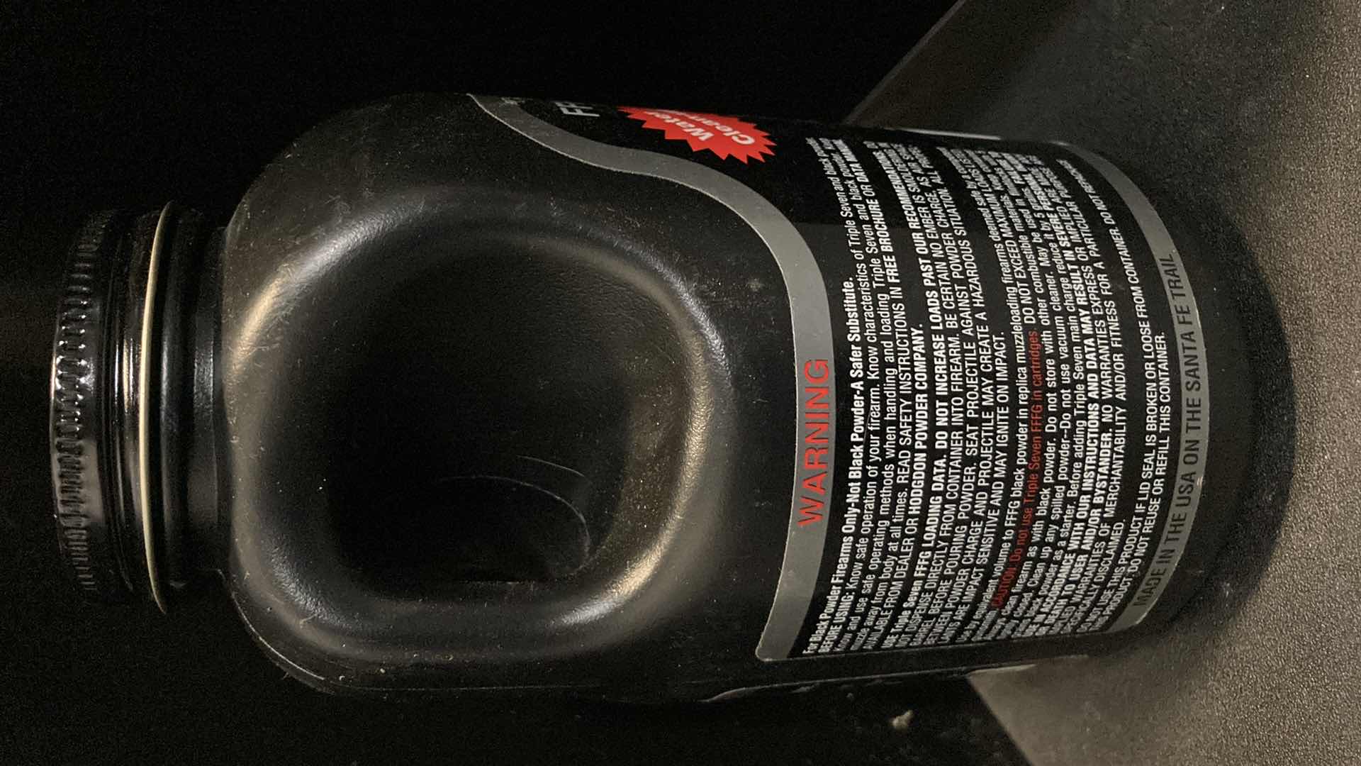 Photo 1 of NEW HODGDON TRIPLE SEVEN EASY CLEAN MUZZLELOADING PROPELLANT 1LB