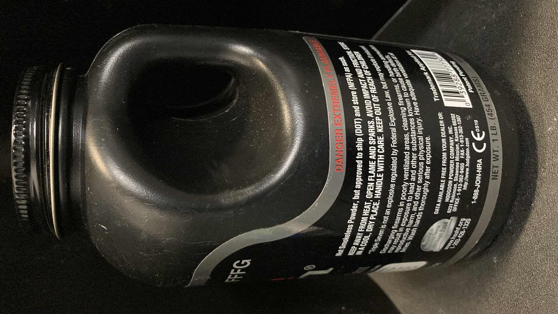 Photo 1 of NEW HODGDON TRIPLE SEVEN EASY CLEAN MUZZLELOADING PROPELLANT 1LB