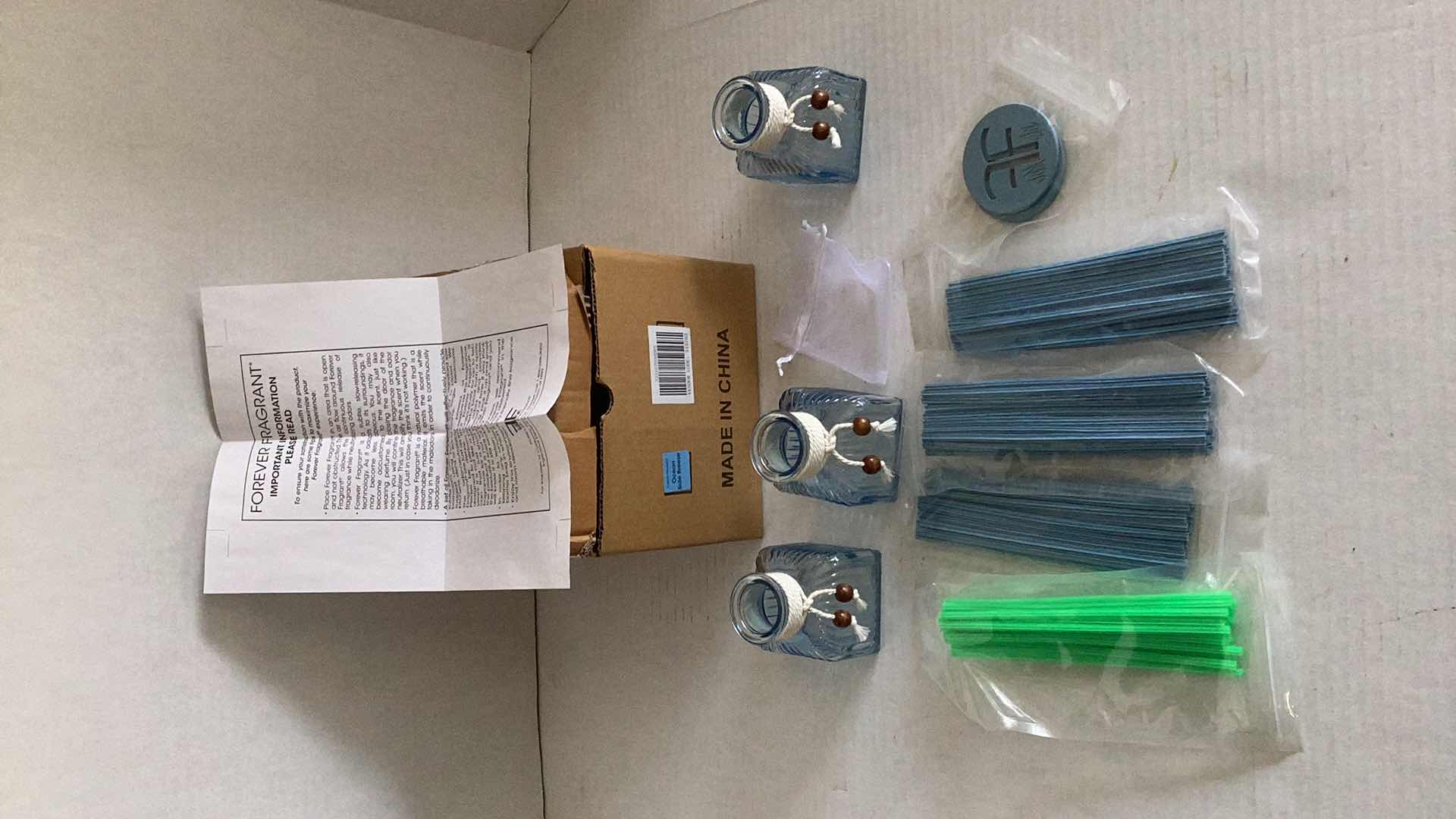 Photo 1 of FOREVER FRAGRANT OCEAN SIDE BREEZE SET