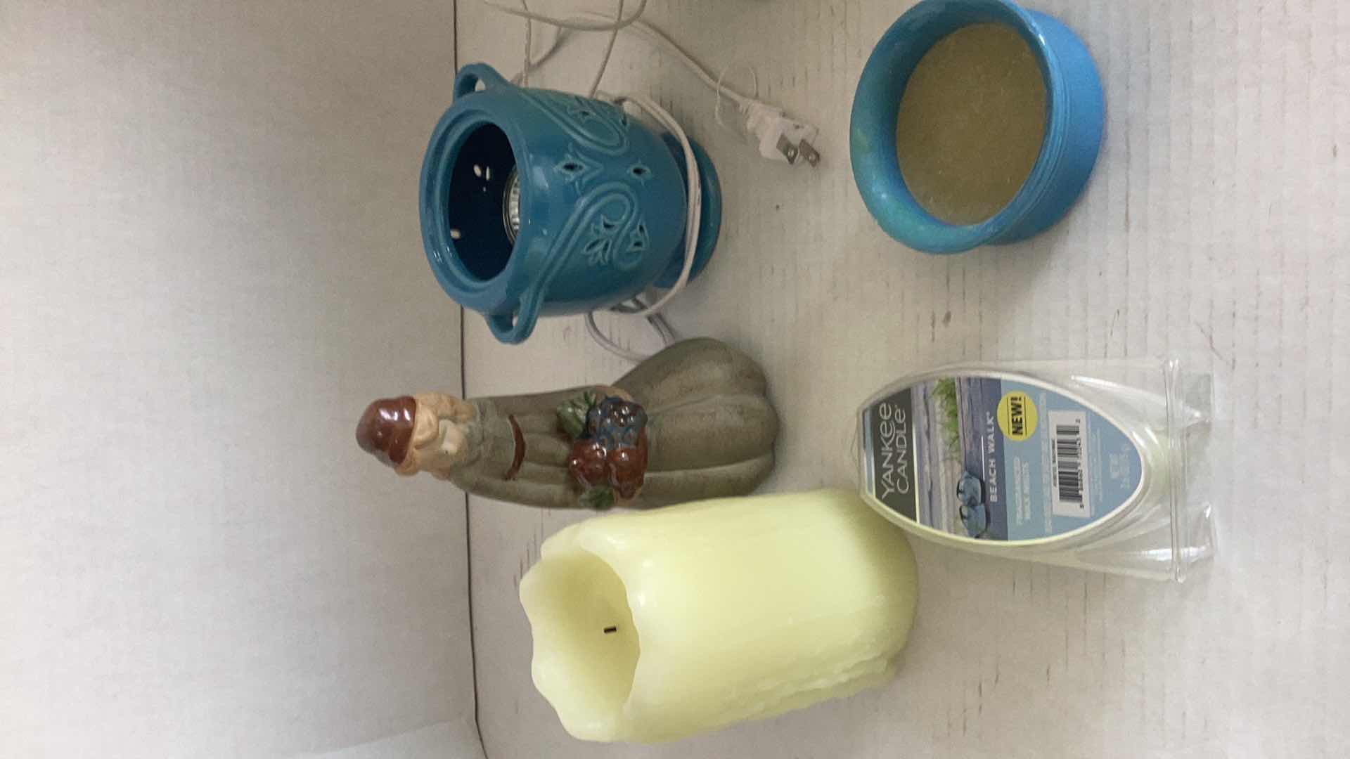 Photo 1 of DIFFUSER AND CANDLES