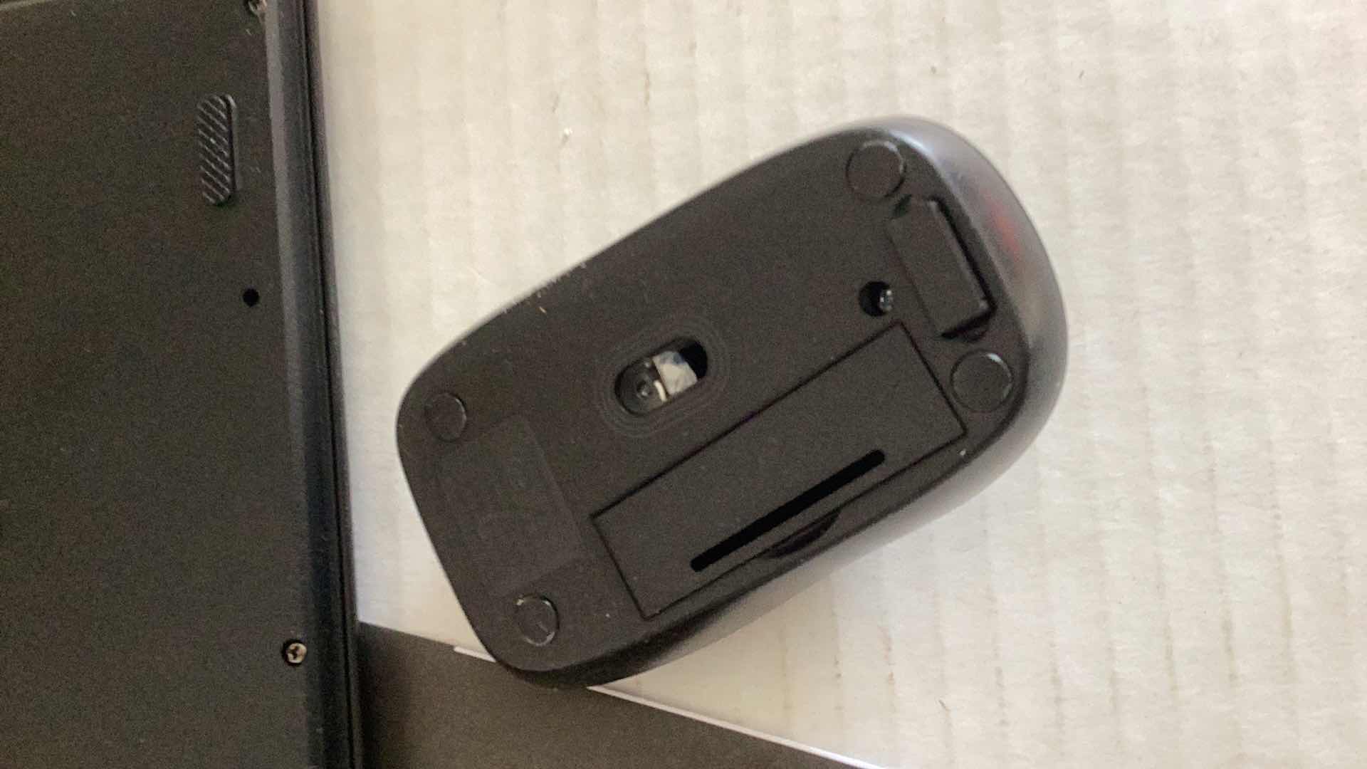 Photo 3 of SWORDBILL WIRELESS KEYBOARD AND MOUSE