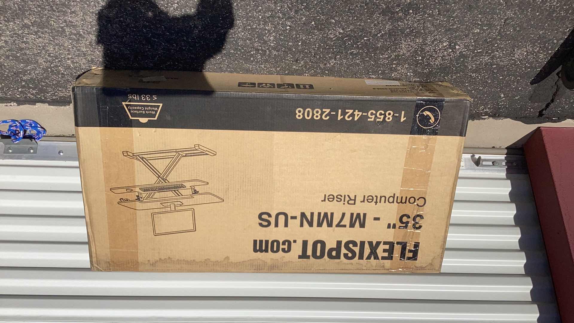 Photo 1 of FLEXISPOT 35” COMPUTER RISER