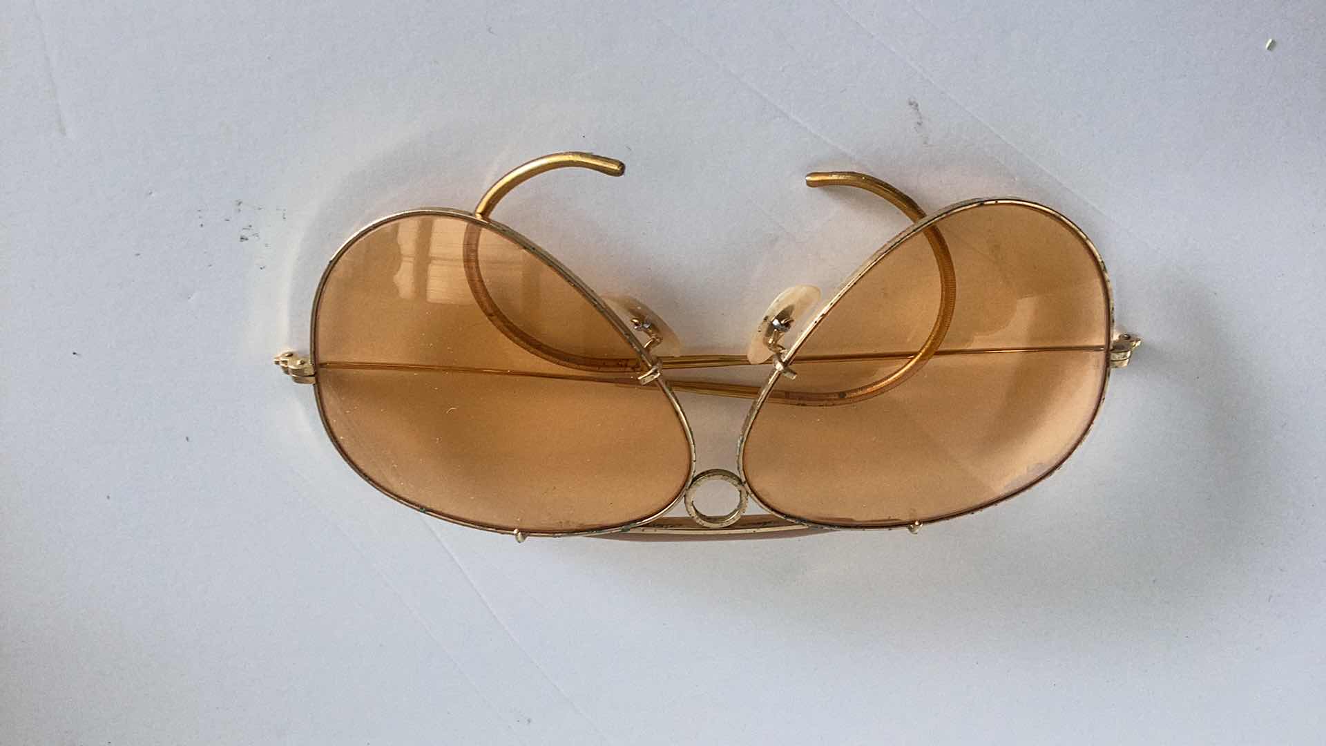 Photo 1 of RAY-BAN AVIATOR SUNGLASSES