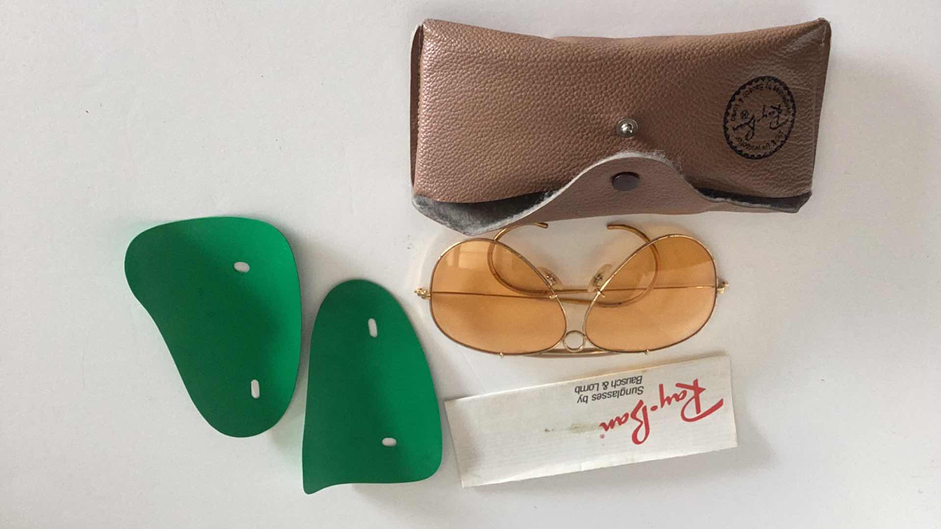 Photo 1 of RAY-BAN AVIATOR SUNGLASSES