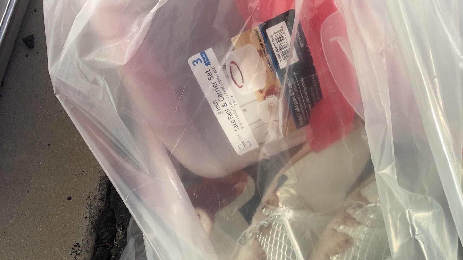 Photo 1 of LARGE BAG FULL OF ASSORTED LARGE KITCHEN BOWLS