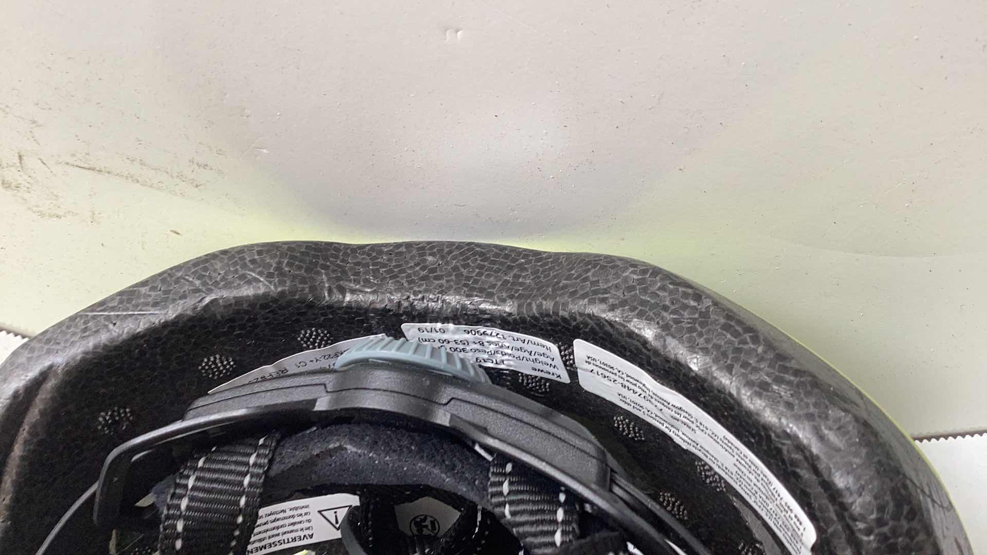 Photo 1 of FREETOWN CYCLING HELMET AGE 8+