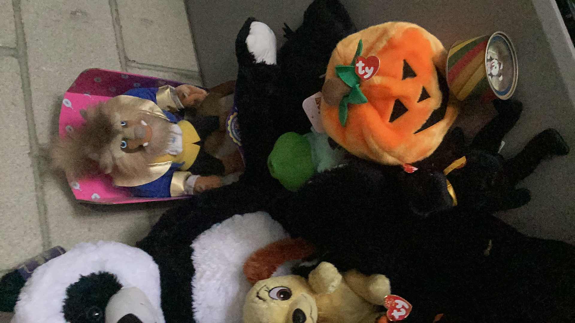 Photo 1 of STUFFED ANIMALS