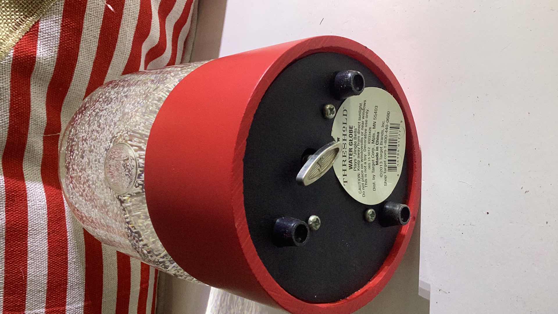 Photo 3 of CHRISTMAS DECOR