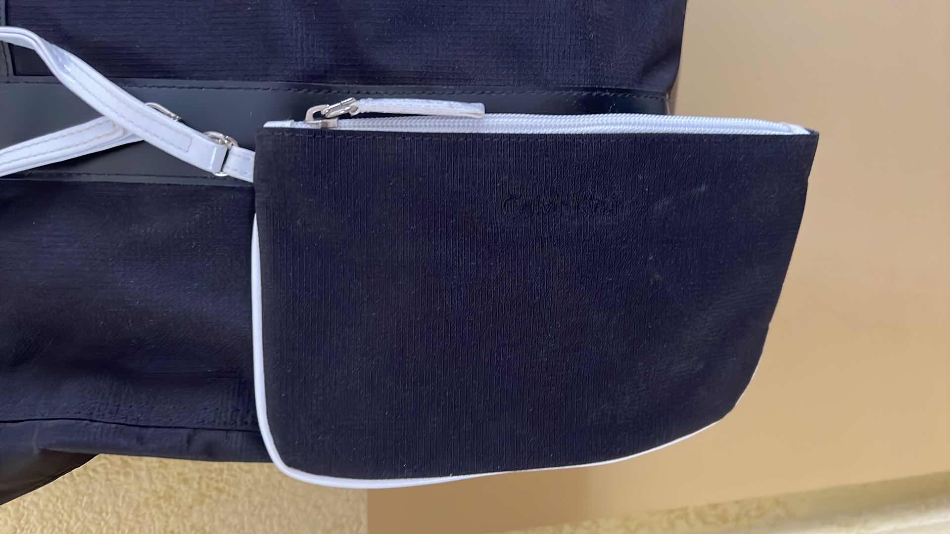 Photo 1 of CALVIN KLEIN BLACK AND WHITE LADIES TOTE BAG