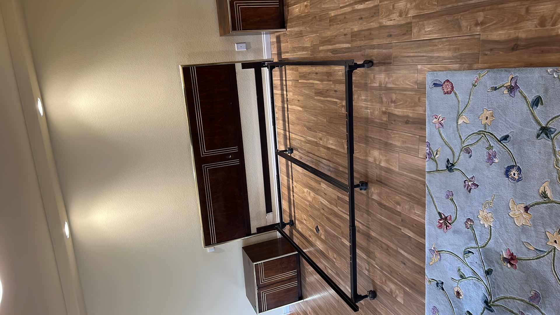 Photo 2 of VINTAGE JACK CARTWRIGHT FOR FOUNDERS MID CENTURY MODERN KING SIZE HEADBOARD & METAL BED FRAME