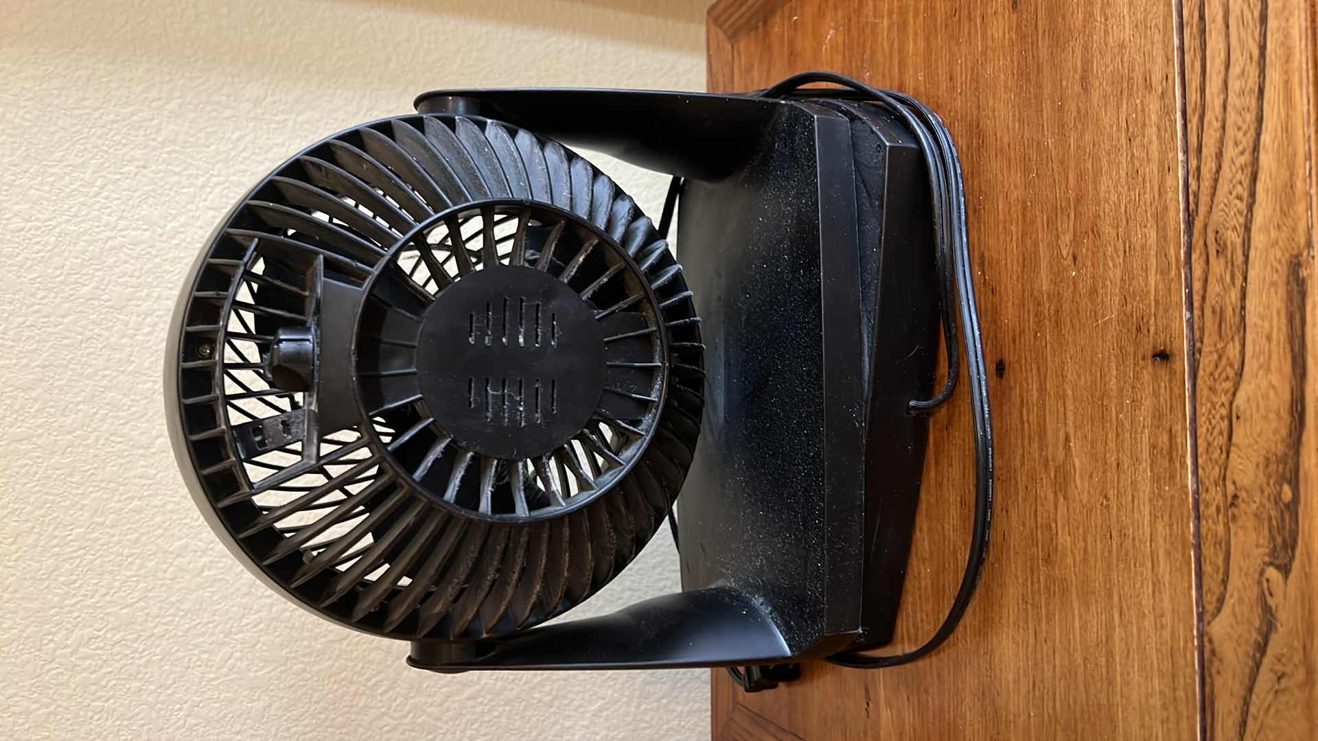 Photo 1 of HONEYWELL FAN