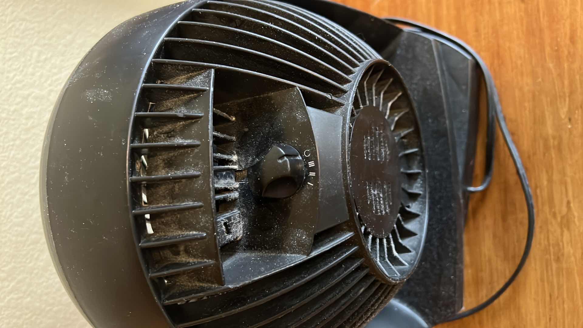 Photo 1 of HONEYWELL FAN