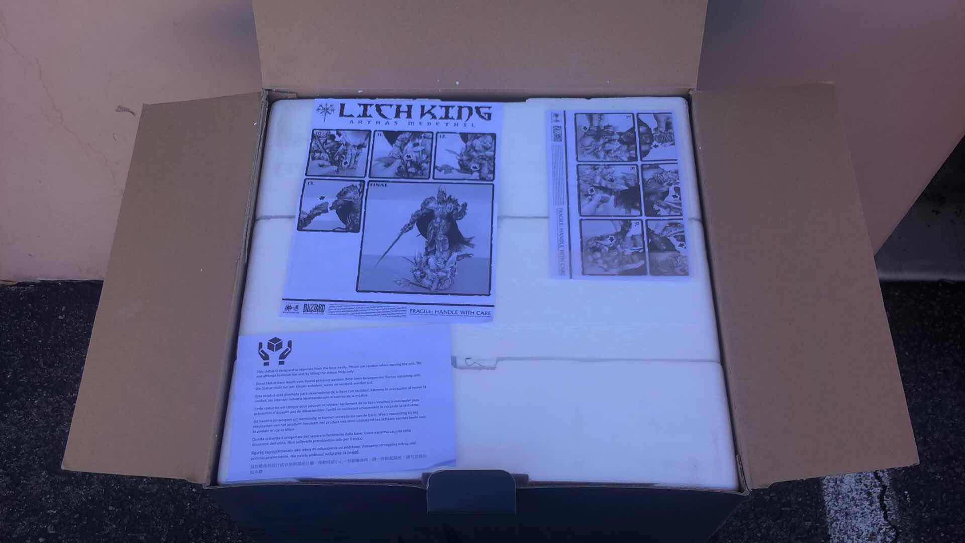 Photo 1 of NIB BLIZZARD WORLD OF WARCRAFT LICH KING ARTHAS MENETHIL 26” STATUE