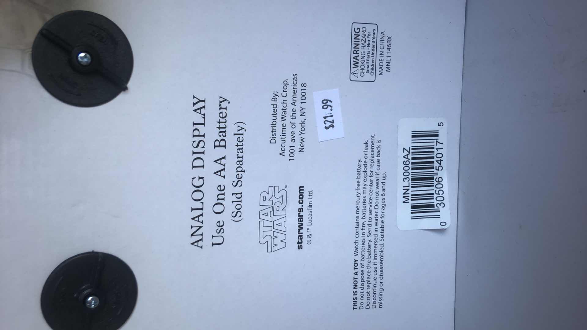 Photo 1 of MANDALORIAN GIFT SET THE CHILD AND BOUNTY HUNTER WALL CLOCKS WITH THE CHILD FUNKO POP