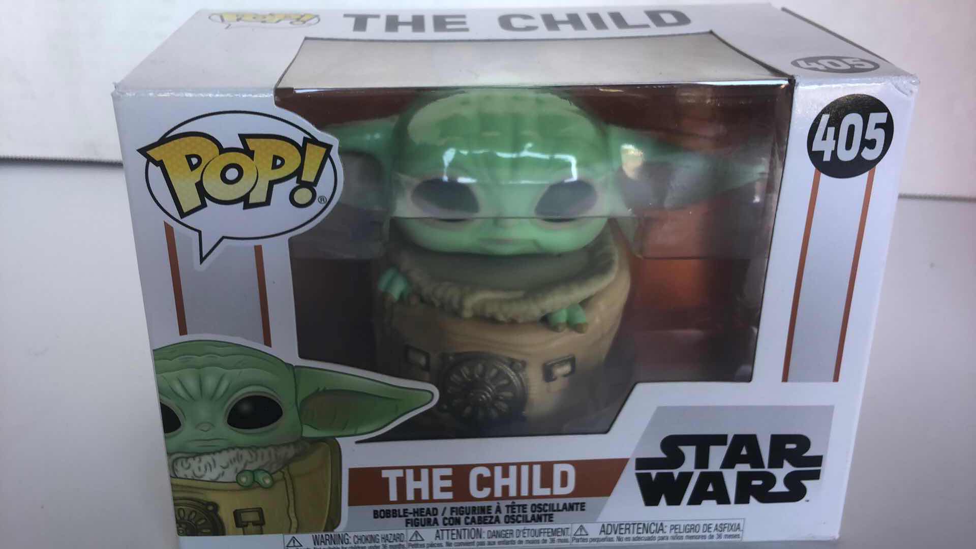 Photo 1 of MANDALORIAN GIFT SET THE CHILD AND BOUNTY HUNTER WALL CLOCKS WITH THE CHILD FUNKO POP