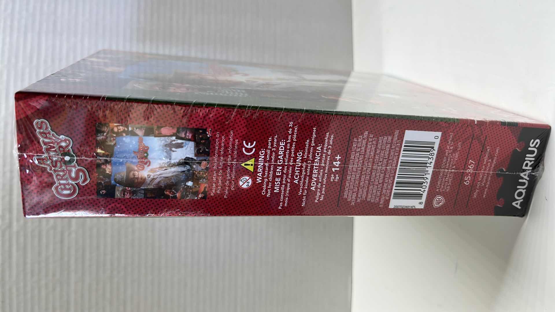 Photo 1 of NIB AQUARIUS 1000 PC JIGSAW PUZZLE, FRIENDS THE TV SERIES & A CHRISTMAS STORY MOVIE (2)