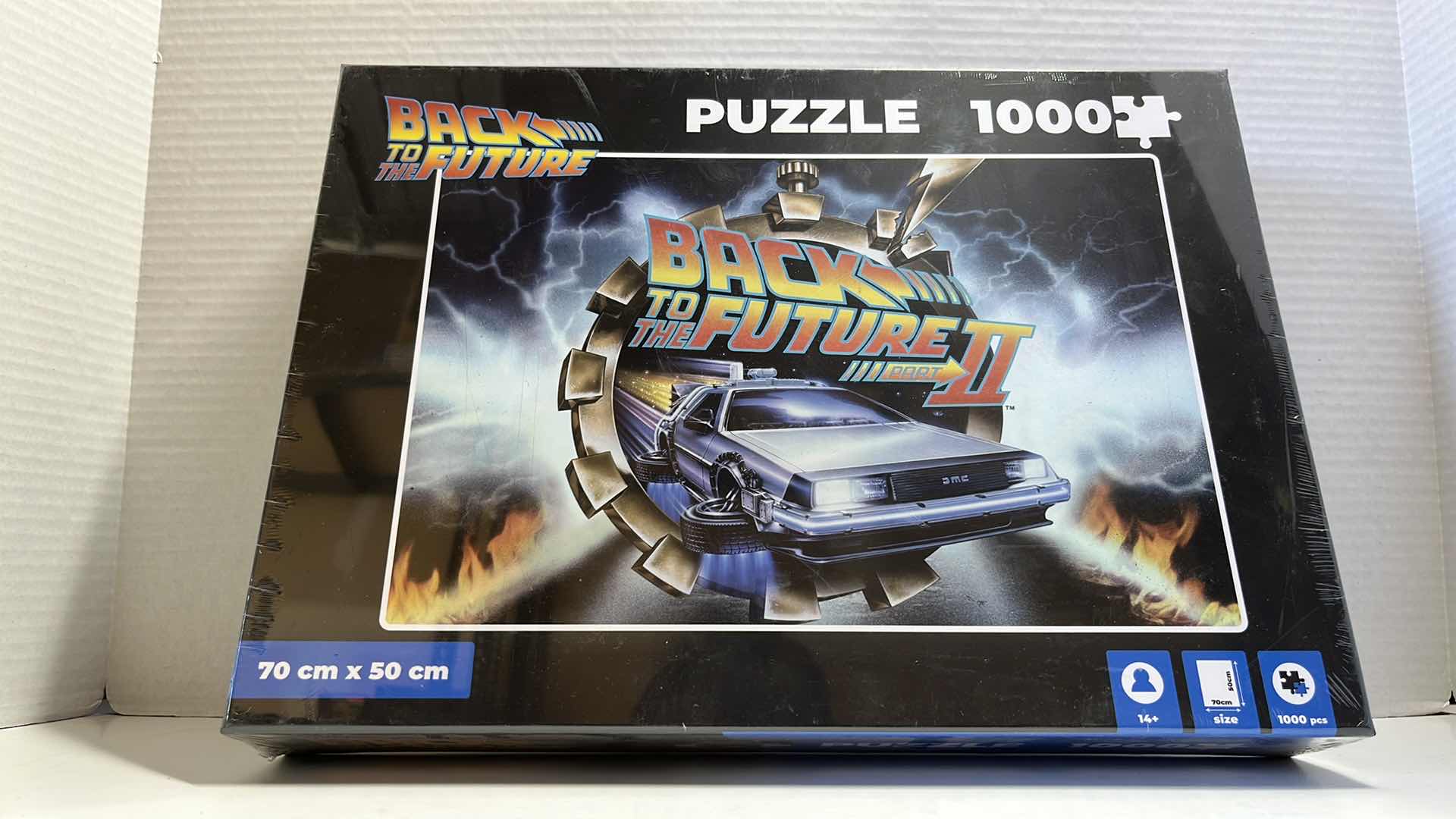 Photo 1 of NIB BACK TO THE FUTURE PART II 1000 PC JIGSAW PUZZLE & 1000 PC FRIENDS JIGSAW PUZZLE (2)