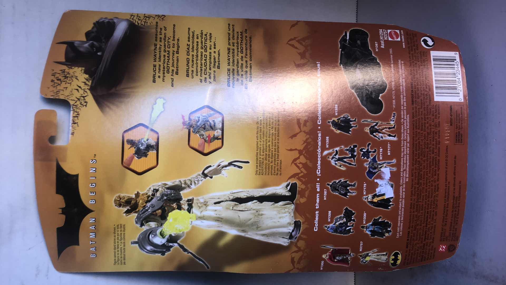 Photo 1 of NIB BATMAN BEGINS NINJA BRUCE TO BATMAN AND SKULL STRIKE SCARECROW ACTION FIGURES AND ACCESSORIES