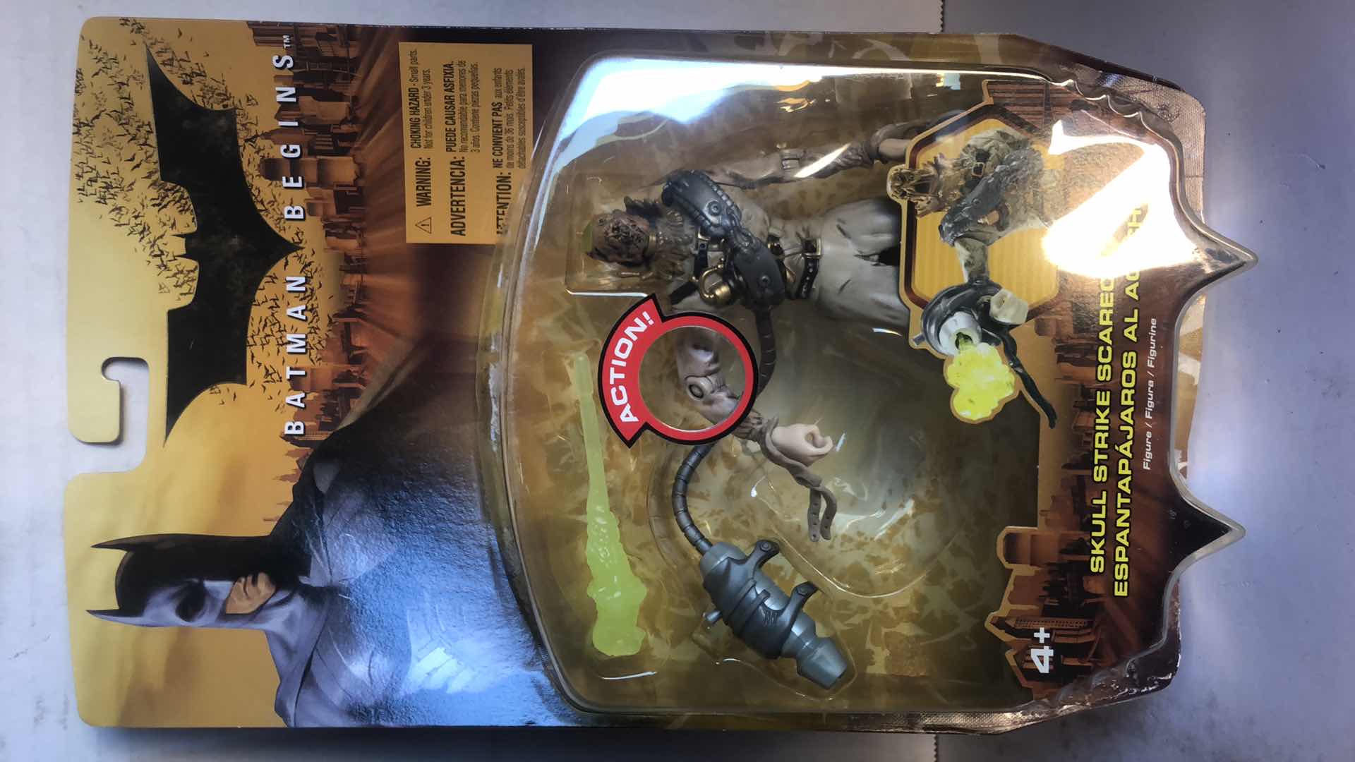 Photo 1 of NIB BATMAN BEGINS NINJA BRUCE TO BATMAN AND SKULL STRIKE SCARECROW ACTION FIGURES AND ACCESSORIES