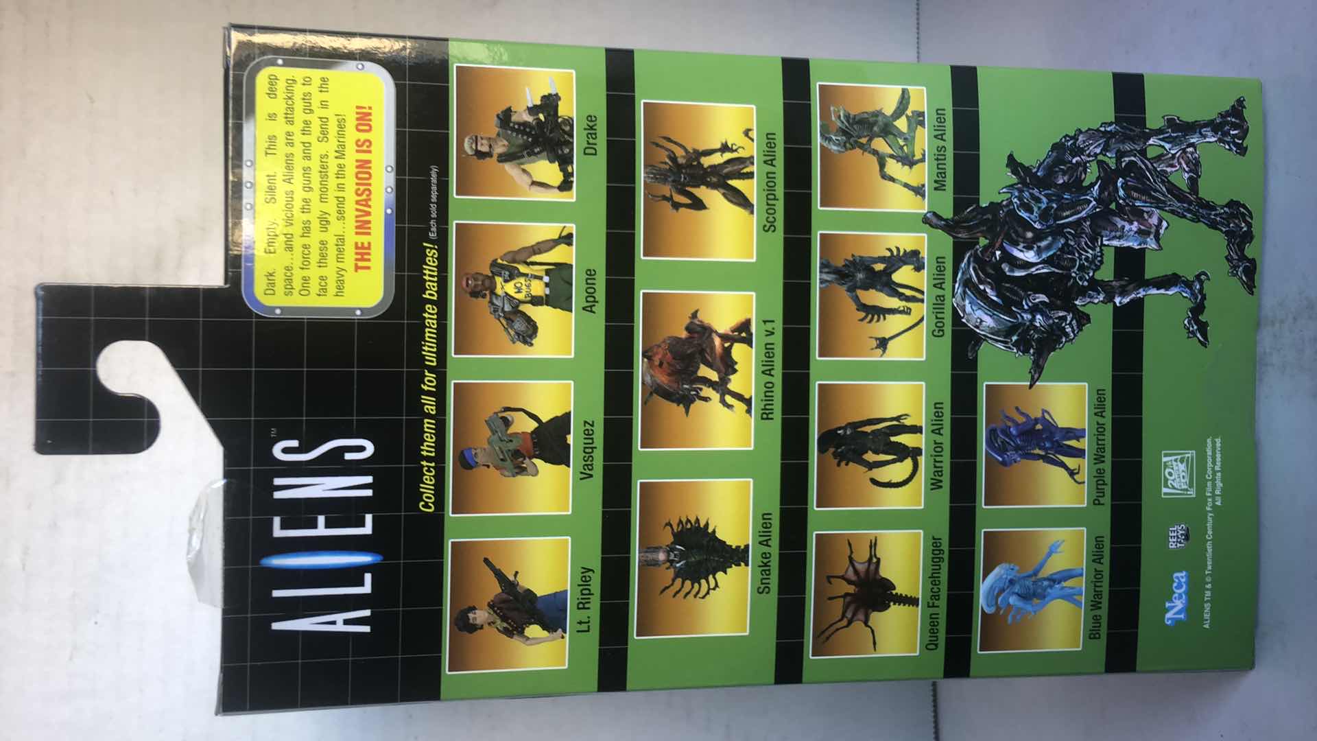 Photo 1 of NIB ALIENS MOVIE RHINO ALIEN ACTION FIGURE