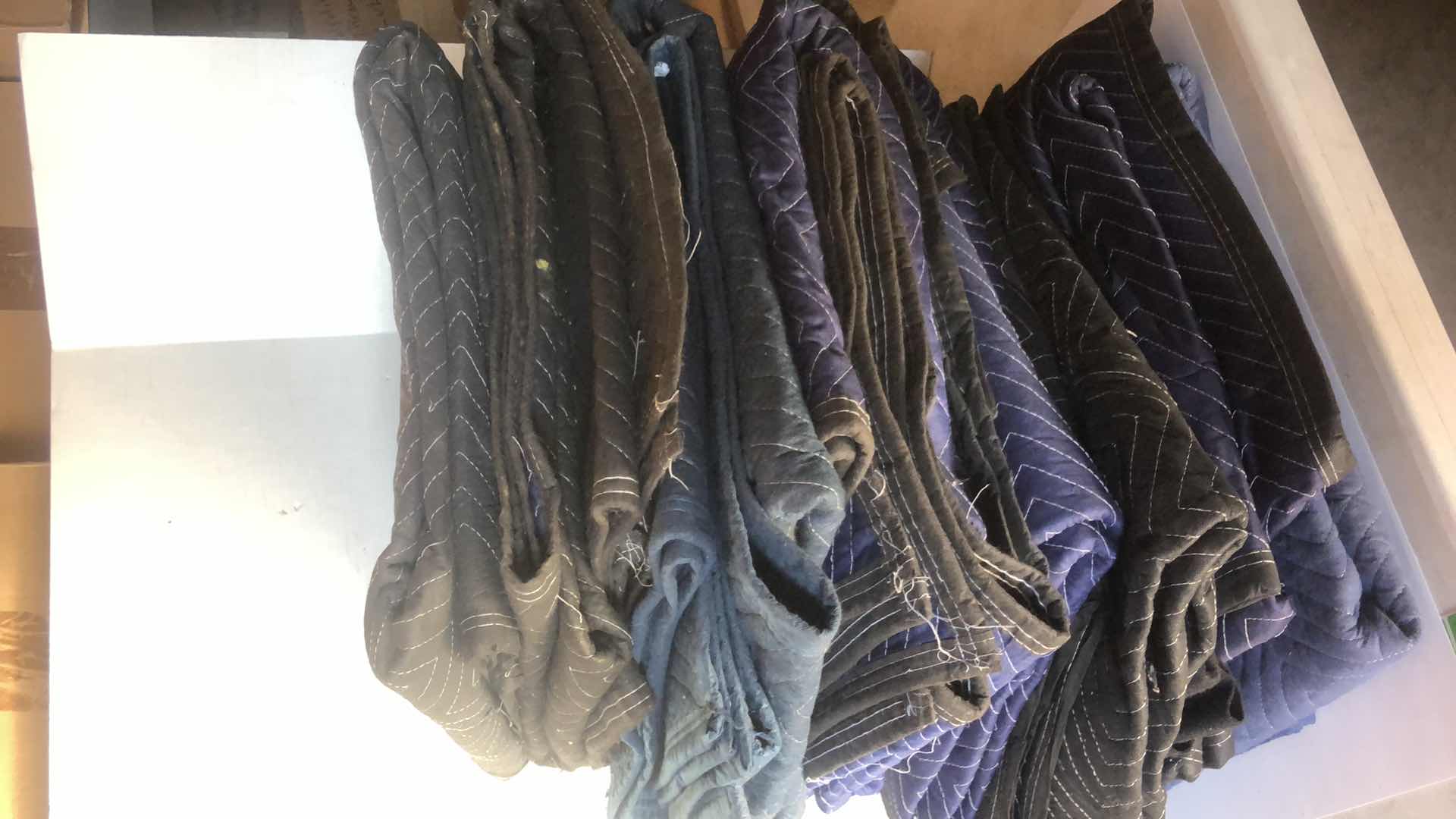 Photo 1 of 10 MOVING BLANKETS