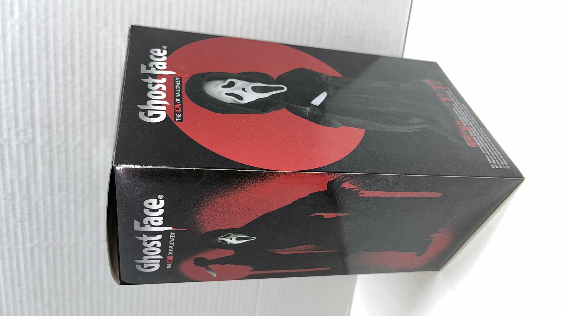 Photo 1 of $32.00 NIB ROYAL BOBBLES GHOST FACE BOBBLEHEAD (1)