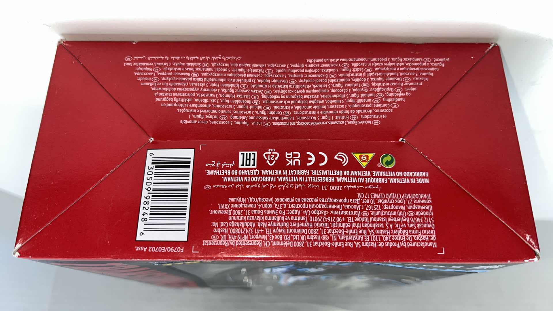 Photo 1 of $40.00 NIB HASBRO TAKARA TOMY, TRANSFORMERS BUMBLEBEE STUDIO SERIES ACTION FIGURE, STARSCREAM #72 (1)