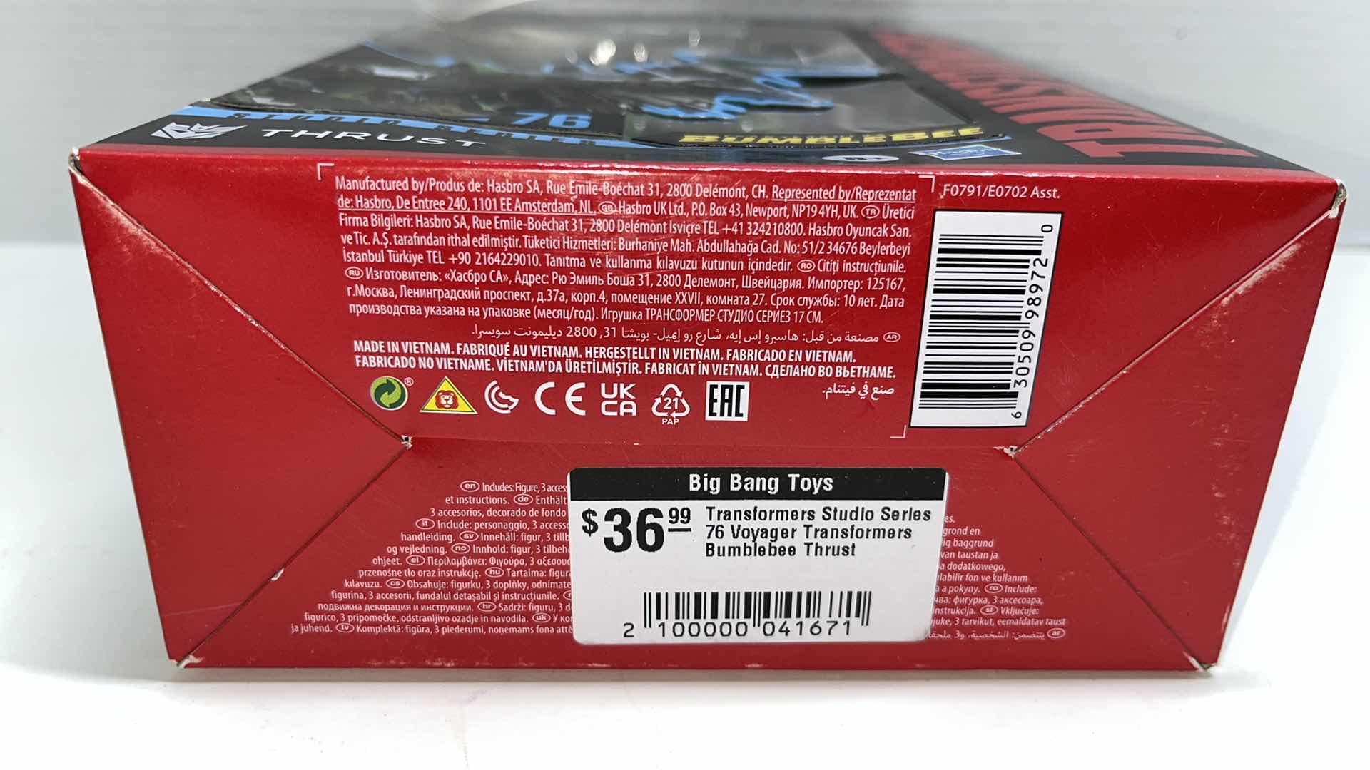 Photo 1 of $37.00 NIB HASBRO TAKARA TOMY, TRANSFORMERS BUMBLEBEE STUDIO SERIES ACTION FIGURE, THRUST #76 (1)