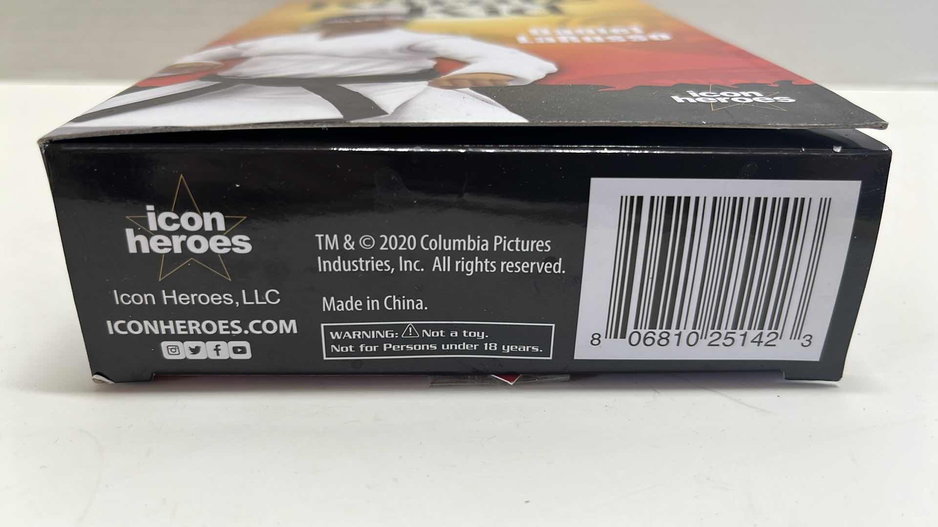 View 6 of $53.00 NIB ICON HEROES THE KARATE KID ACTION FIGURES, DANIEL LARUSSO (1)