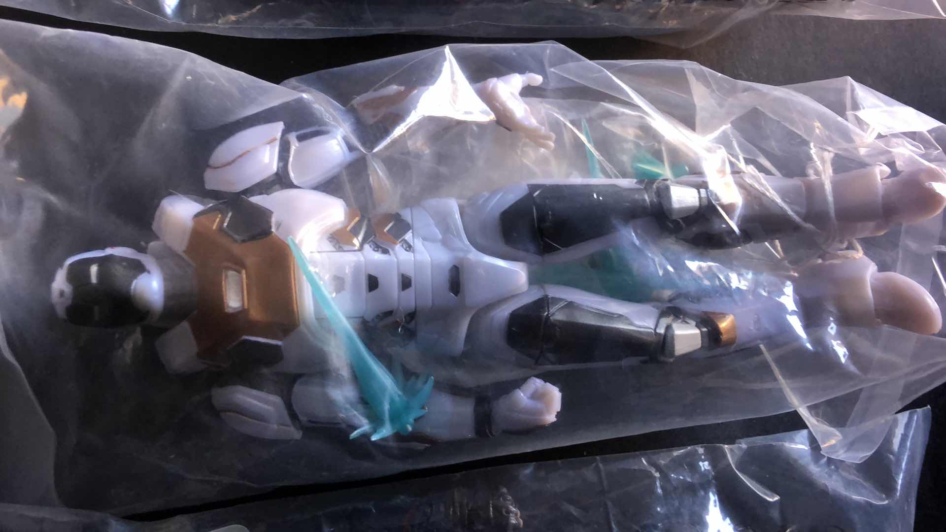 Photo 1 of ASSORTMENT OF UNBOXED ACTION FIGURES (3)