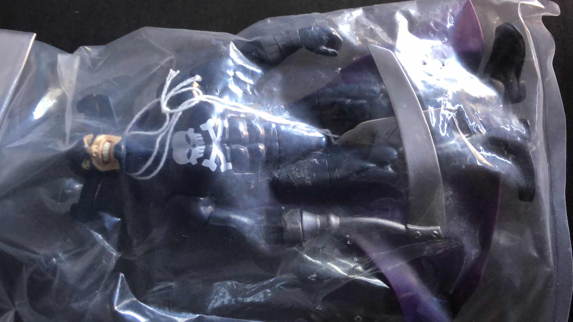 Photo 1 of ASSORTMENT OF UNBOXED ACTION FIGURES (2)