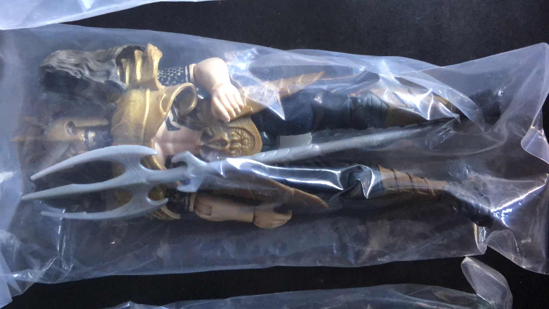 Photo 3 of ASSORTMENT OF UNBOXED ACTION FIGURES (4)