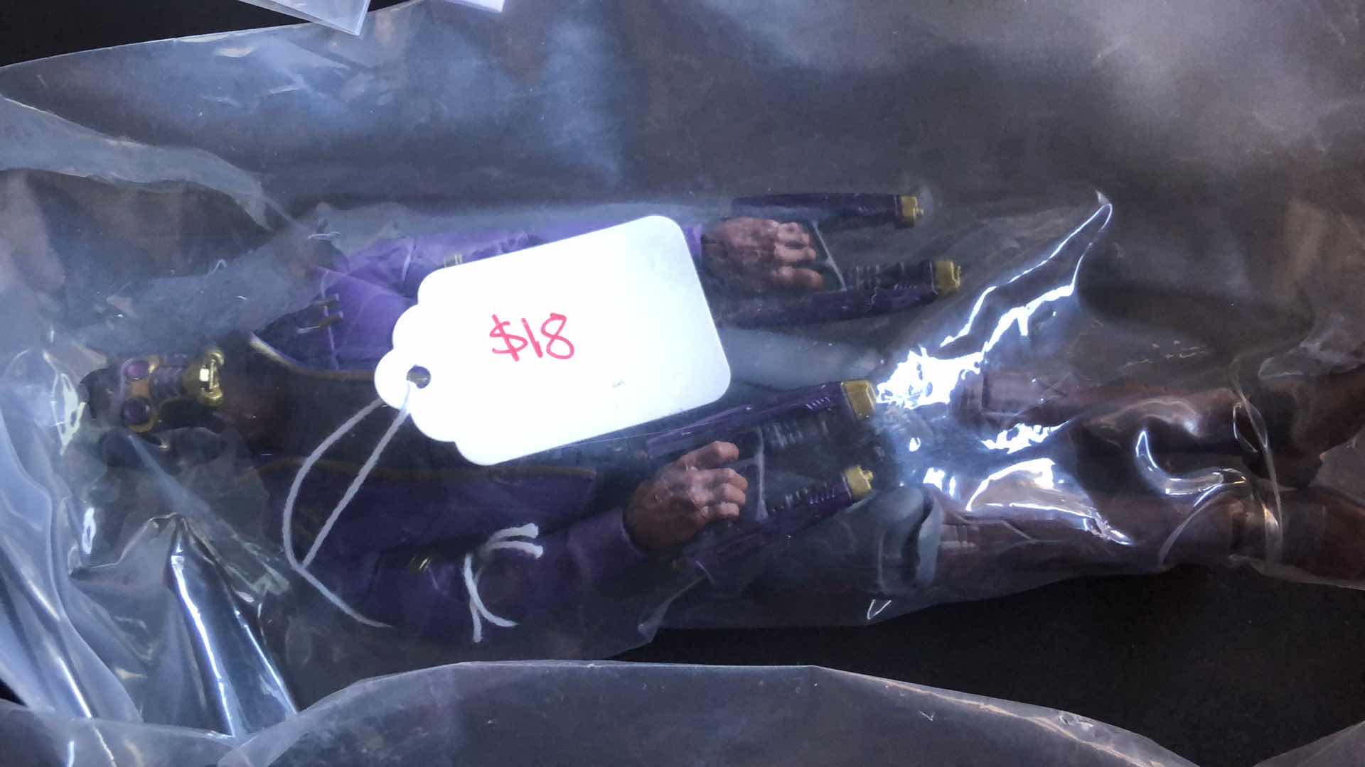 Photo 1 of ASSORTMENT OF UNBOXED ACTION FIGURES (5)