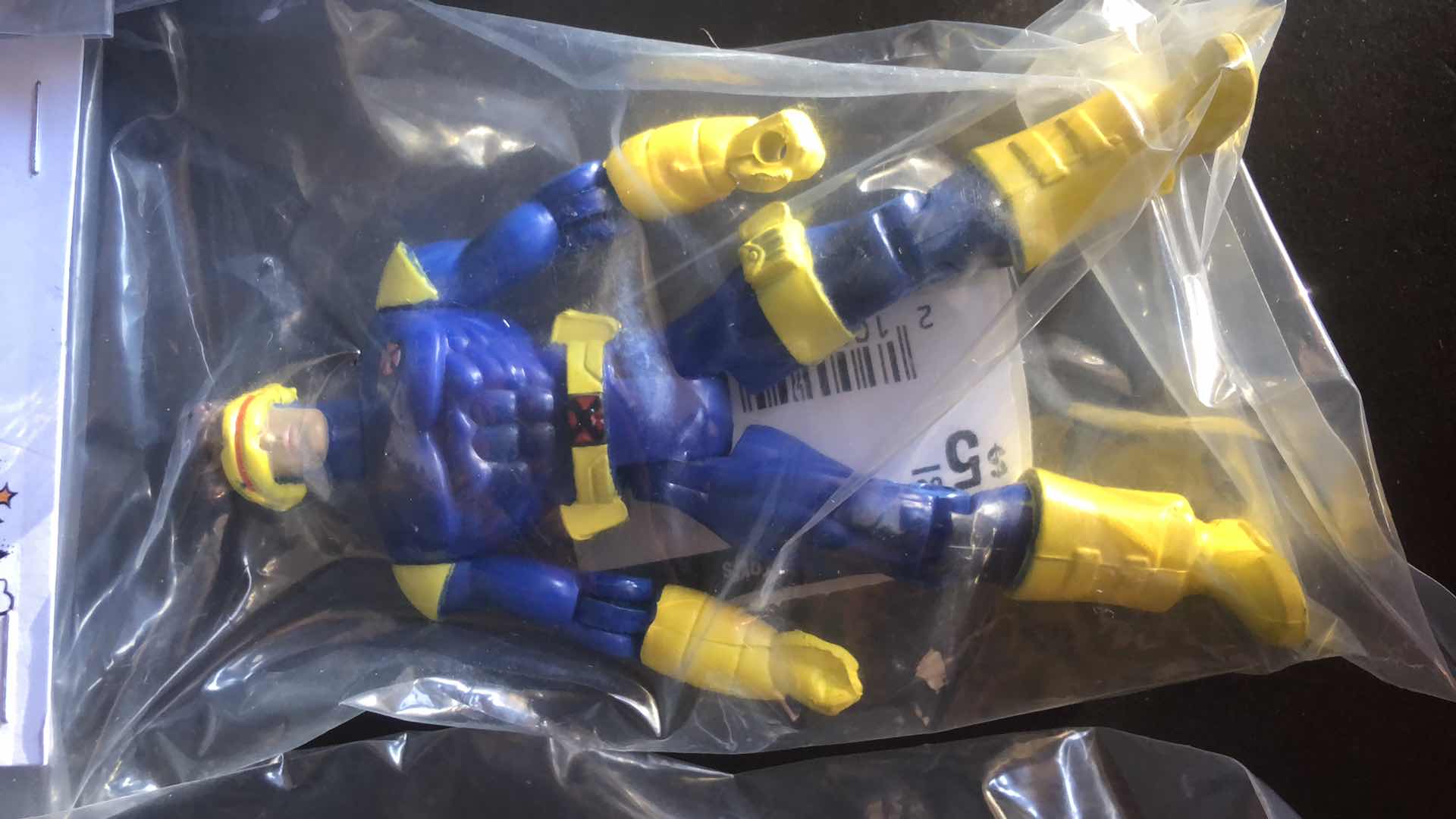 Photo 1 of ASSORTMENT OF UNBOXED SUPER HERO ACTION FIGURES (4)