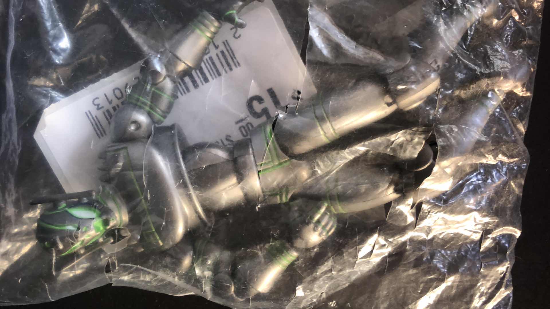 Photo 1 of ASSORTMENT OF UNBOXED SUPER HERO ACTION FIGURES (4)