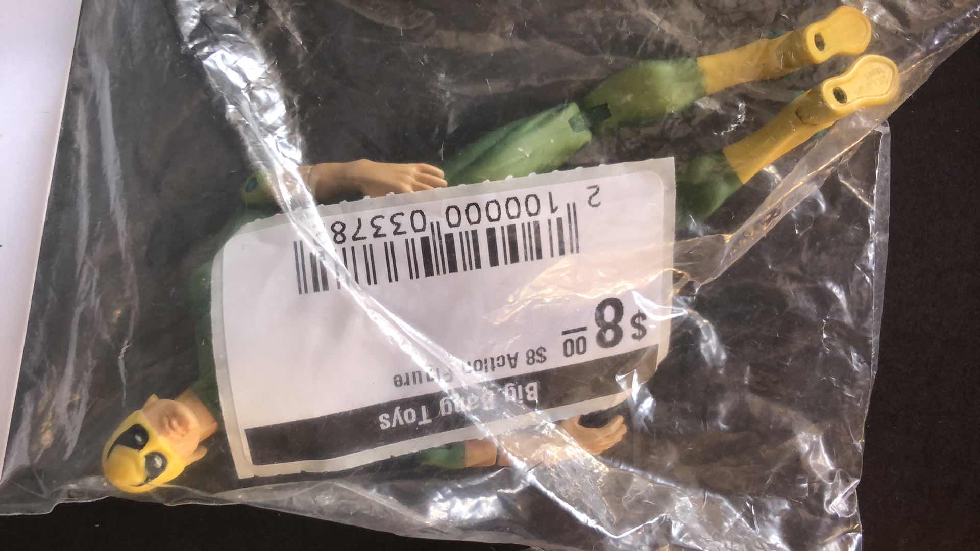 Photo 1 of ASSORTMENT OF UNBOXED SUPER HERO ACTION FIGURES (4)